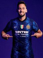 王上源：年轻时就想在欧洲立足；历史机会摆在面前要全力以赴