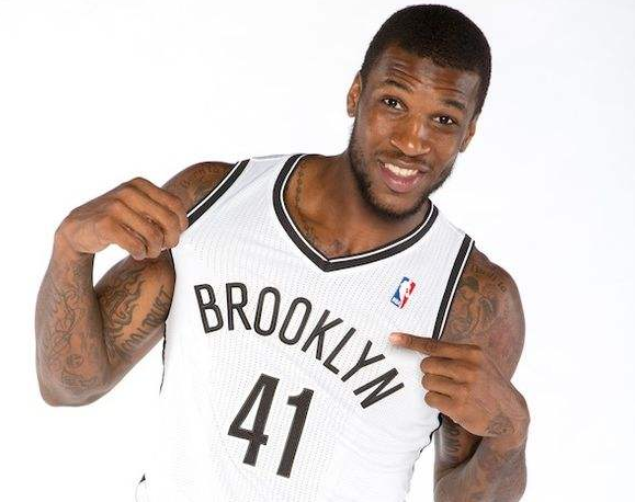 在足球场上 在足球场上